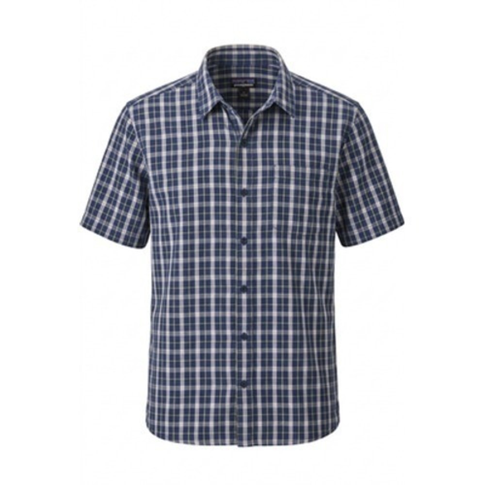 Patagonia Sheersucker Shirt Men M Blue Plaid Short Sleeve Button Coastal Beachy